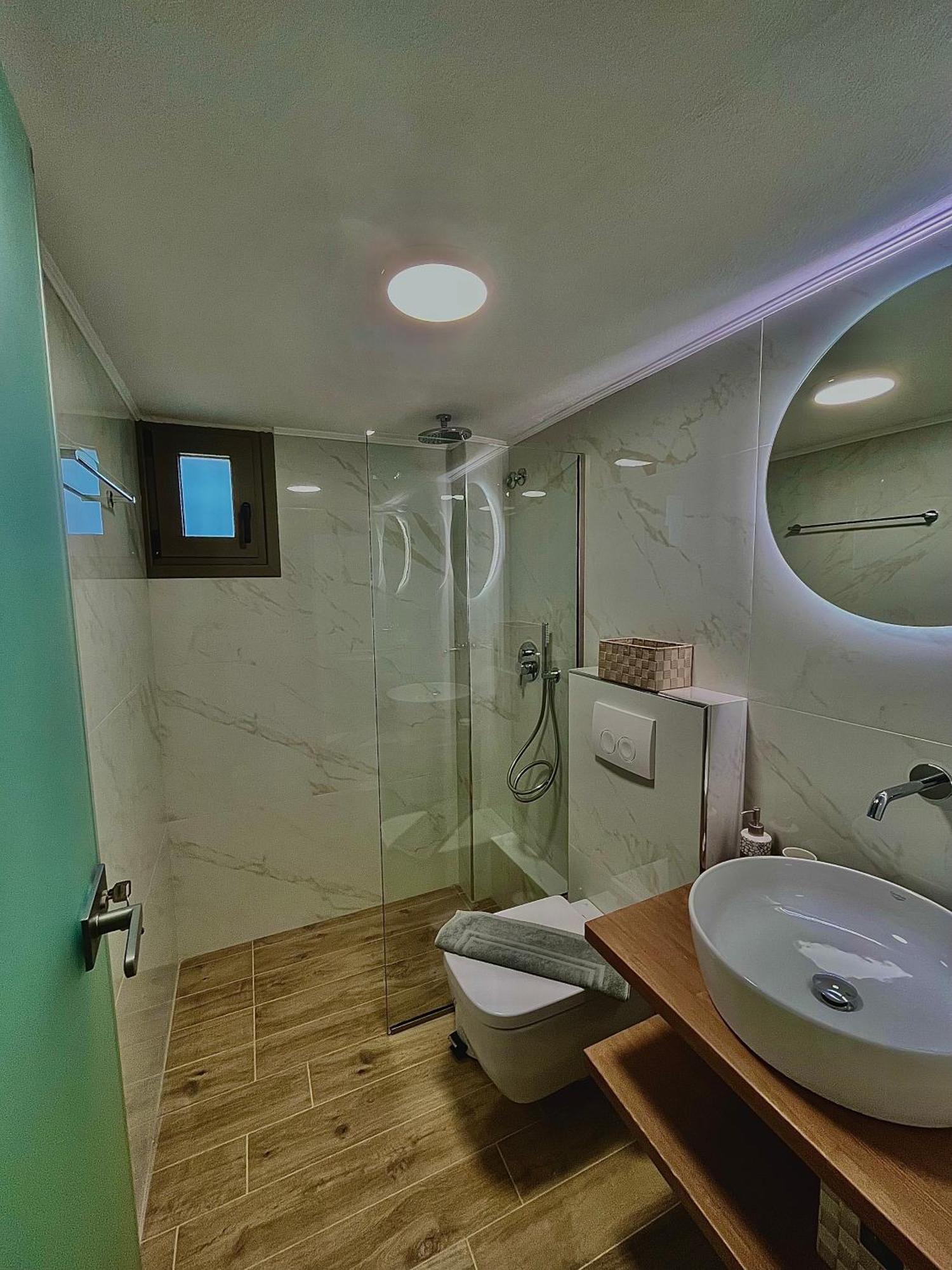 Voula Pansion Hotel Kardhamili Luaran gambar